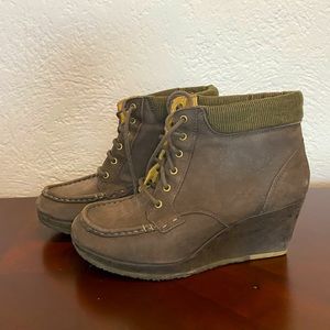 Clark’s originals ankle boots size 7,5 nubuck